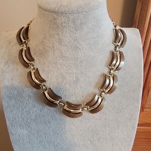 Vintage Thermoset Moonglow Mocha Brown and Gold-toned Crescent Links Necklace